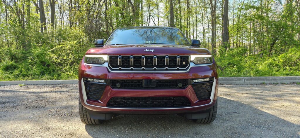  Jeep Gave The 2026 Grand Cherokee A Smaller Engine, But Kept The Best Stuff Intact | Review