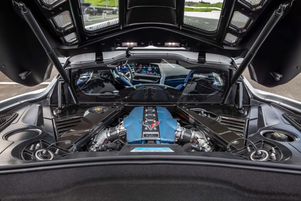  A $255K Corvette Embarrassed A $4.3M Bugatti To 60 MPH