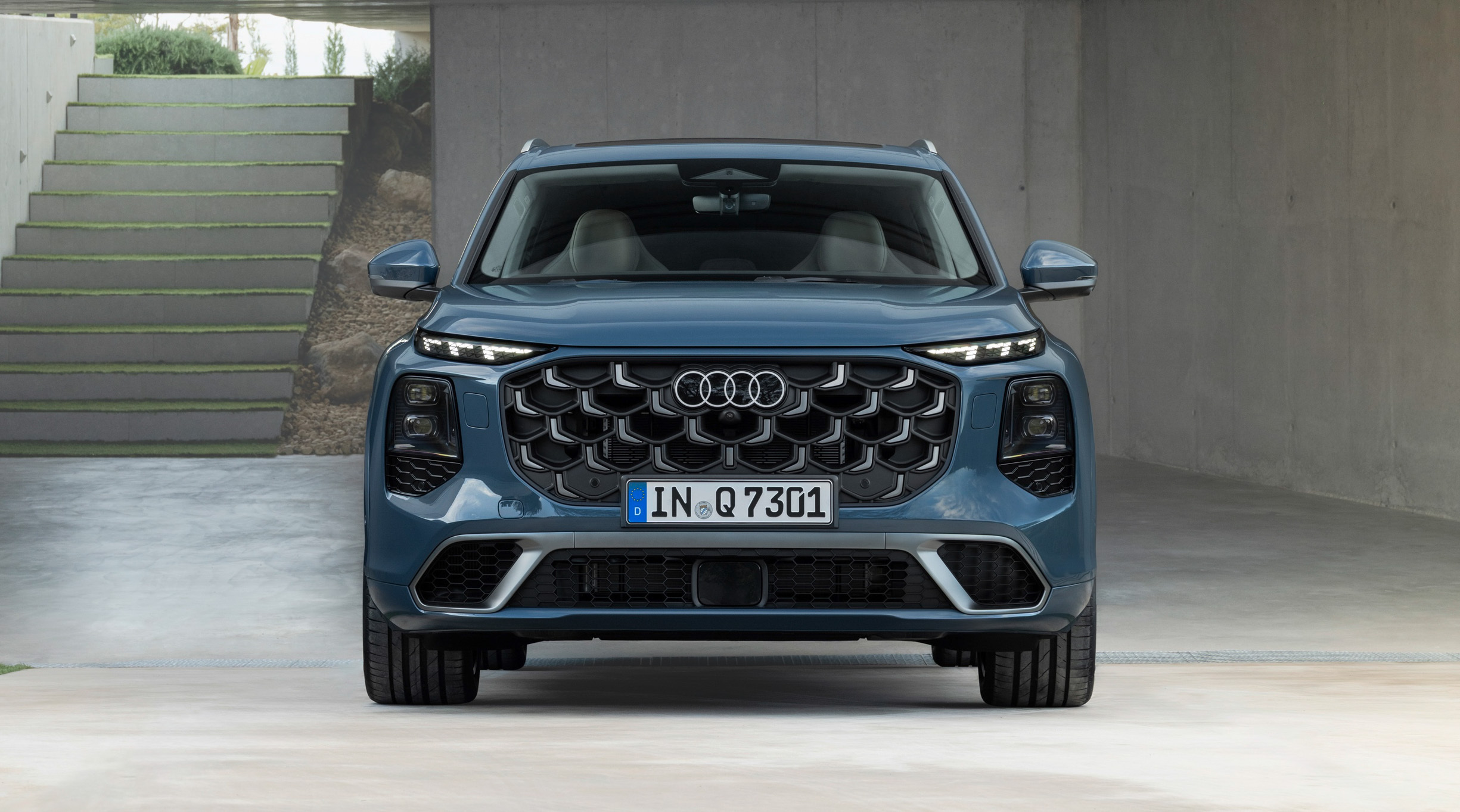 Audi’s New Q7 Will Pull Itself Over If You Pass Out While Enjoying A Massage