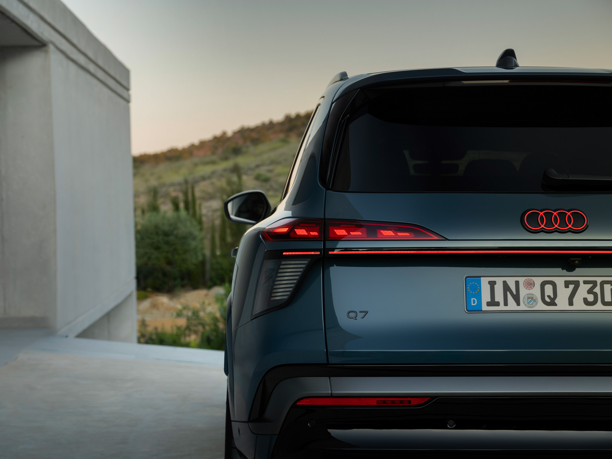 Audi’s New Q7 Will Pull Itself Over If You Pass Out While Enjoying A Massage