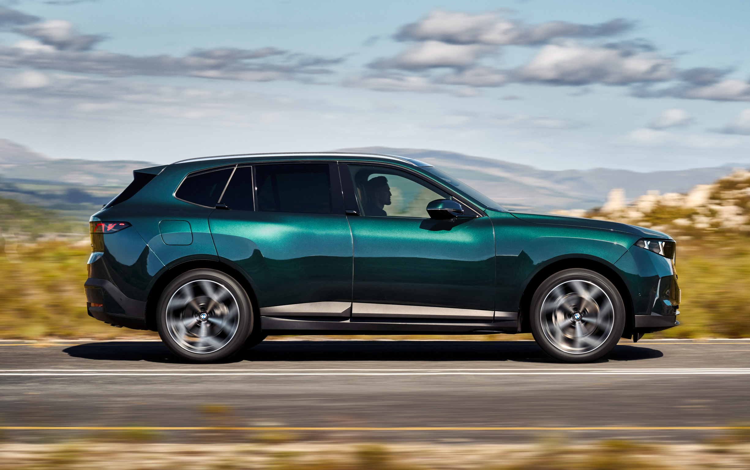 2027 BMW X5 Drops Door Handles For Wings, Adds A 435-Mile Electric iX5