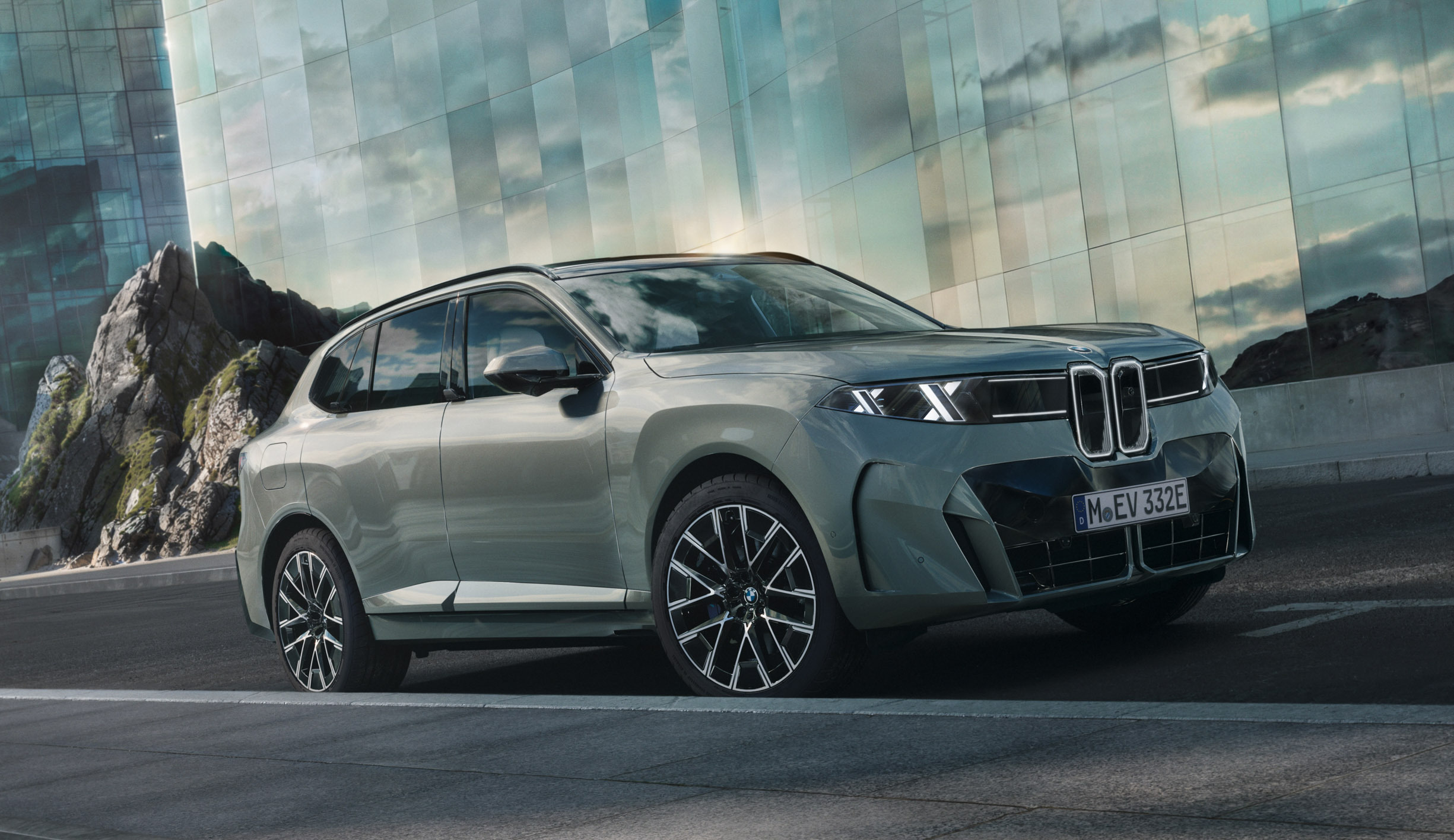 2027 BMW X5 Drops Door Handles For Wings, Adds A 435-Mile Electric iX5