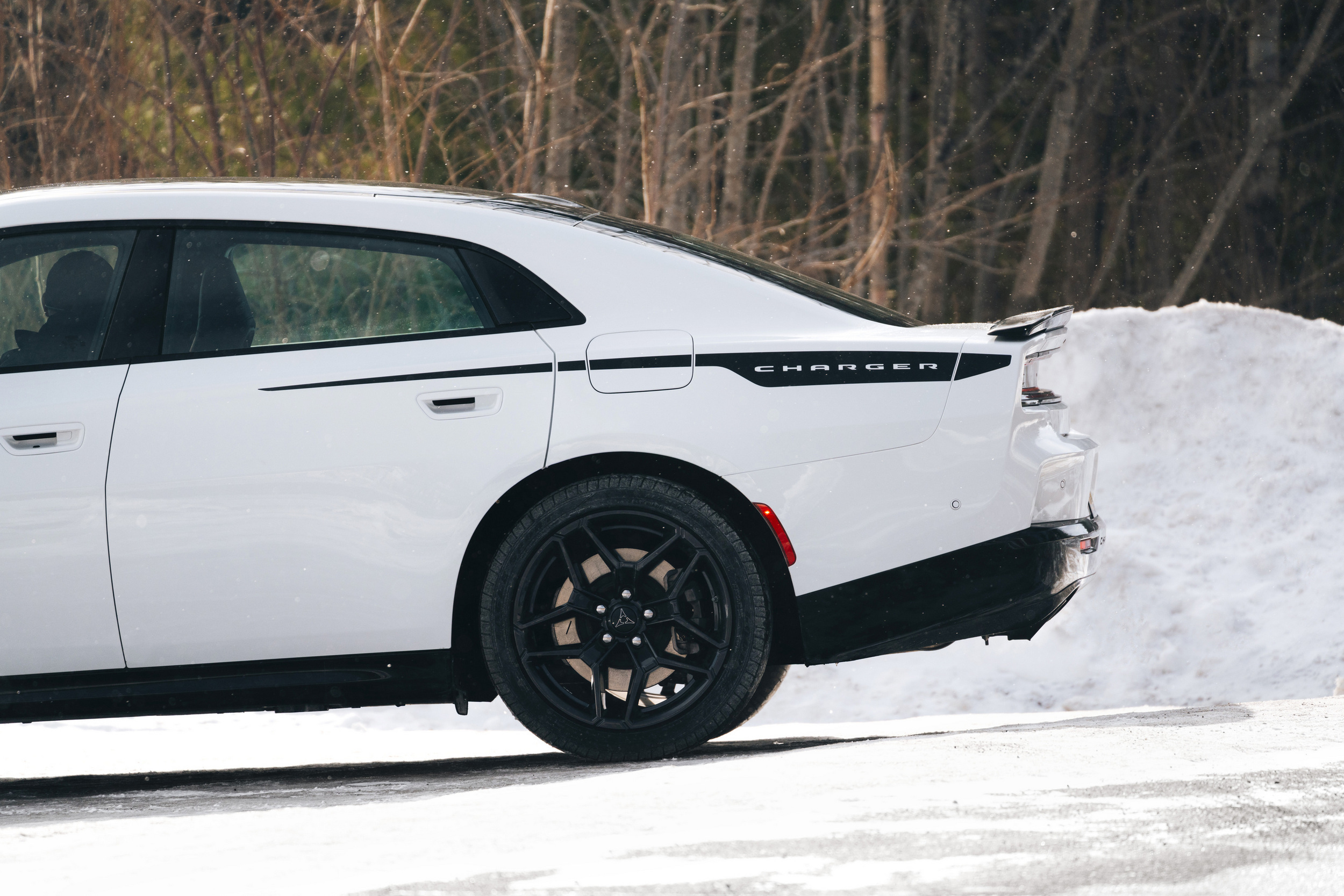 Dodge Slaps Зростання ціни на 2027 Charger EV на 12 500 доларів США, щоб знизити попит