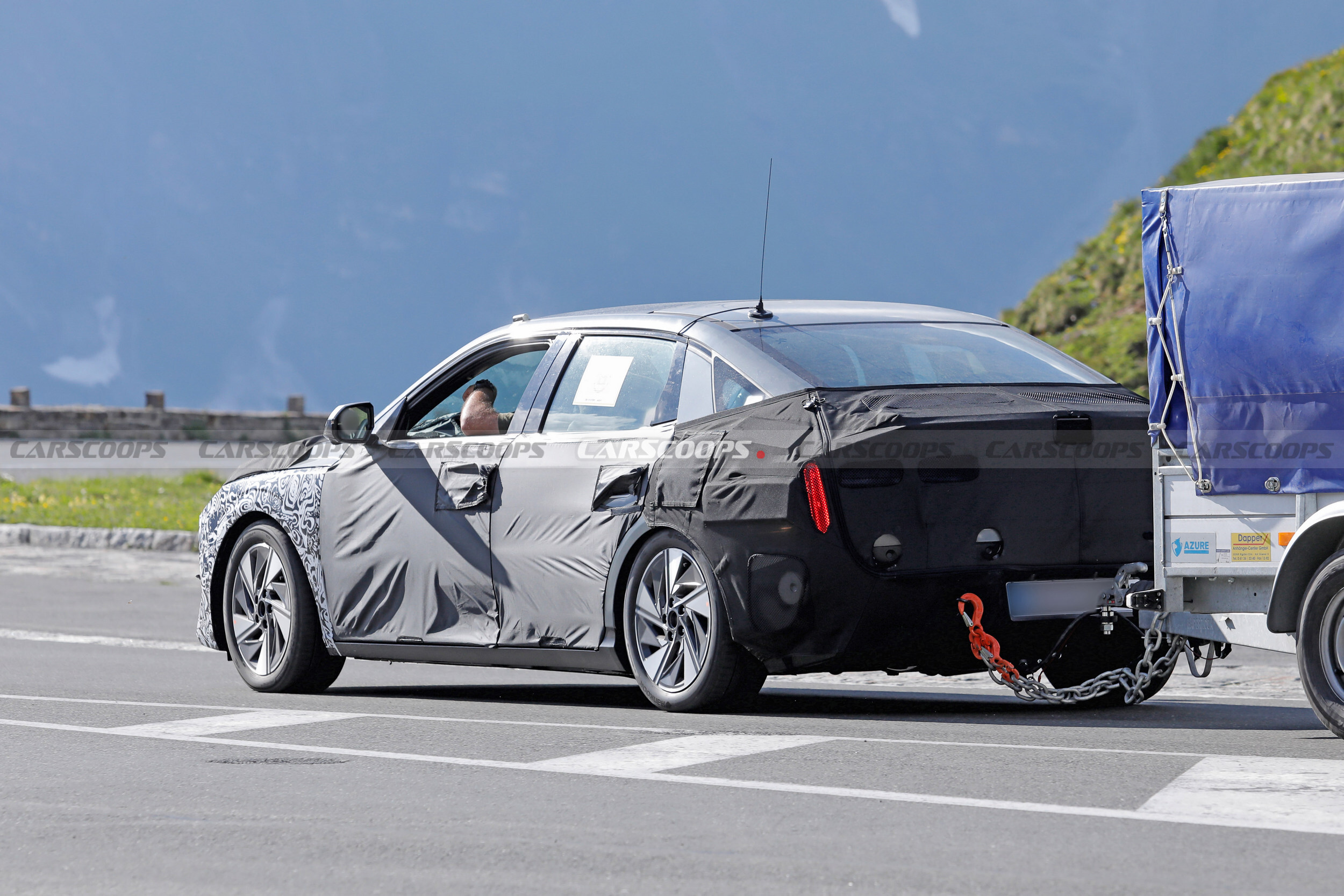 Hyundai’s Best-Selling Sedan Is Finally Losing Its Origami Bodywork
