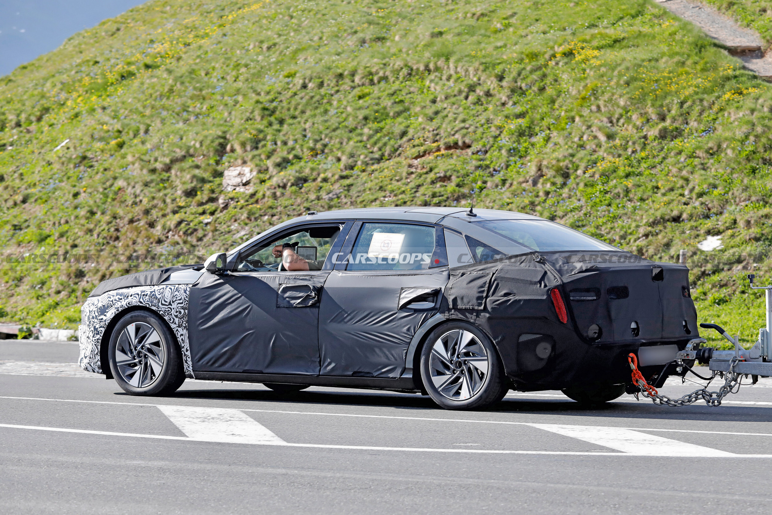 Hyundai’s Best-Selling Sedan Is Finally Losing Its Origami Bodywork