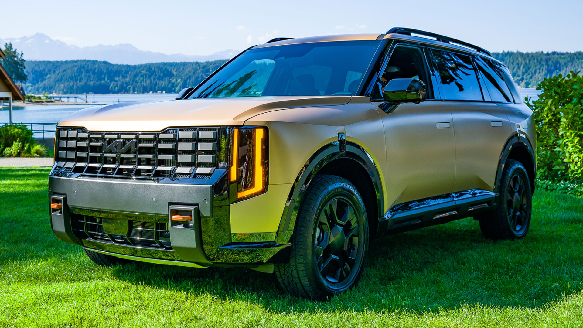 Kia Telluride 與 Mercedes SUV 因安全帶問題雙雙召回