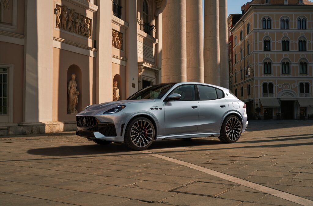  The 2027 Maserati Grecale Goes All-In On Turbo V6 And EV Power