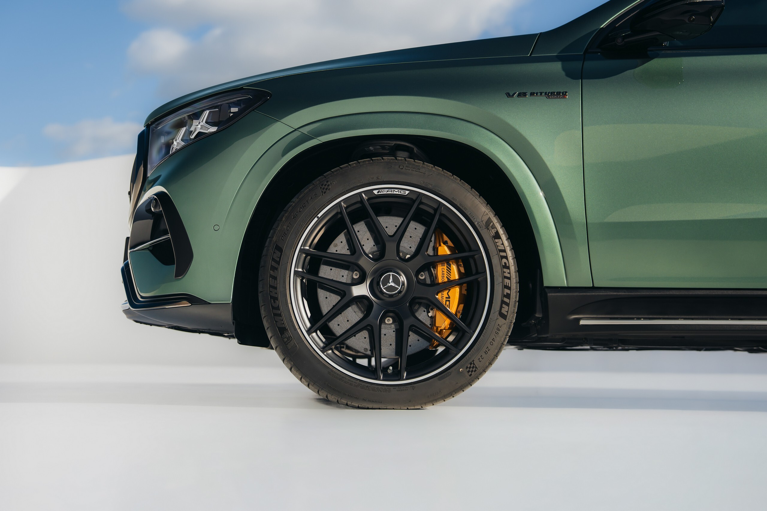 AMG’s New 603-HP GLE And GLS Hit 174 MPH With A Flat-Plane V8