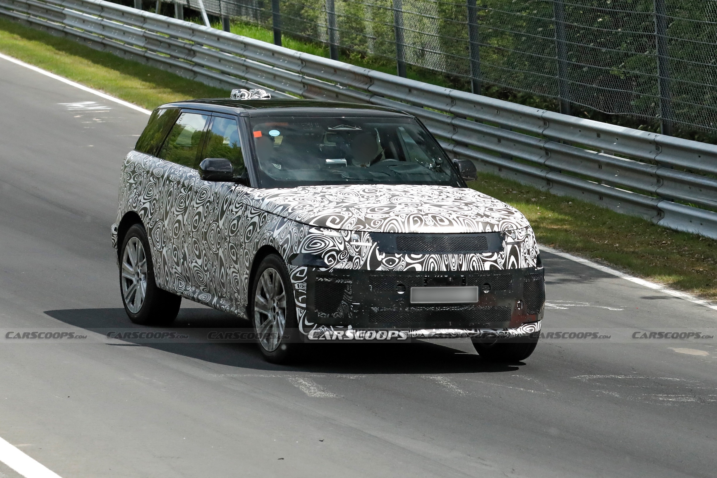 2027 Range Rover Sport facelift 00002