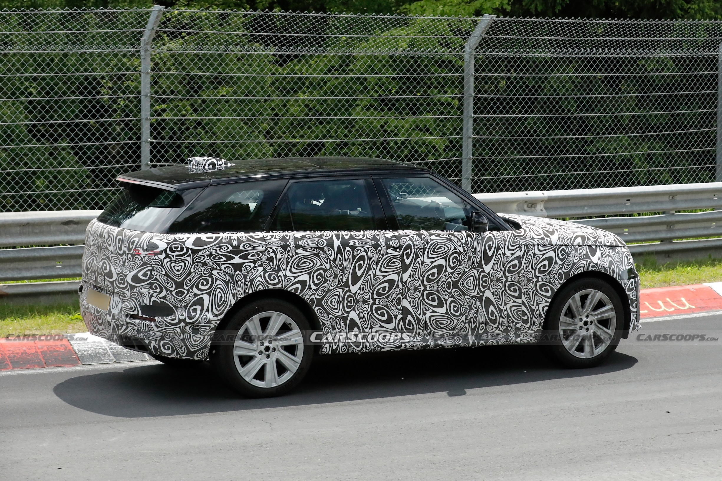 2027 Range Rover Sport facelift 00007