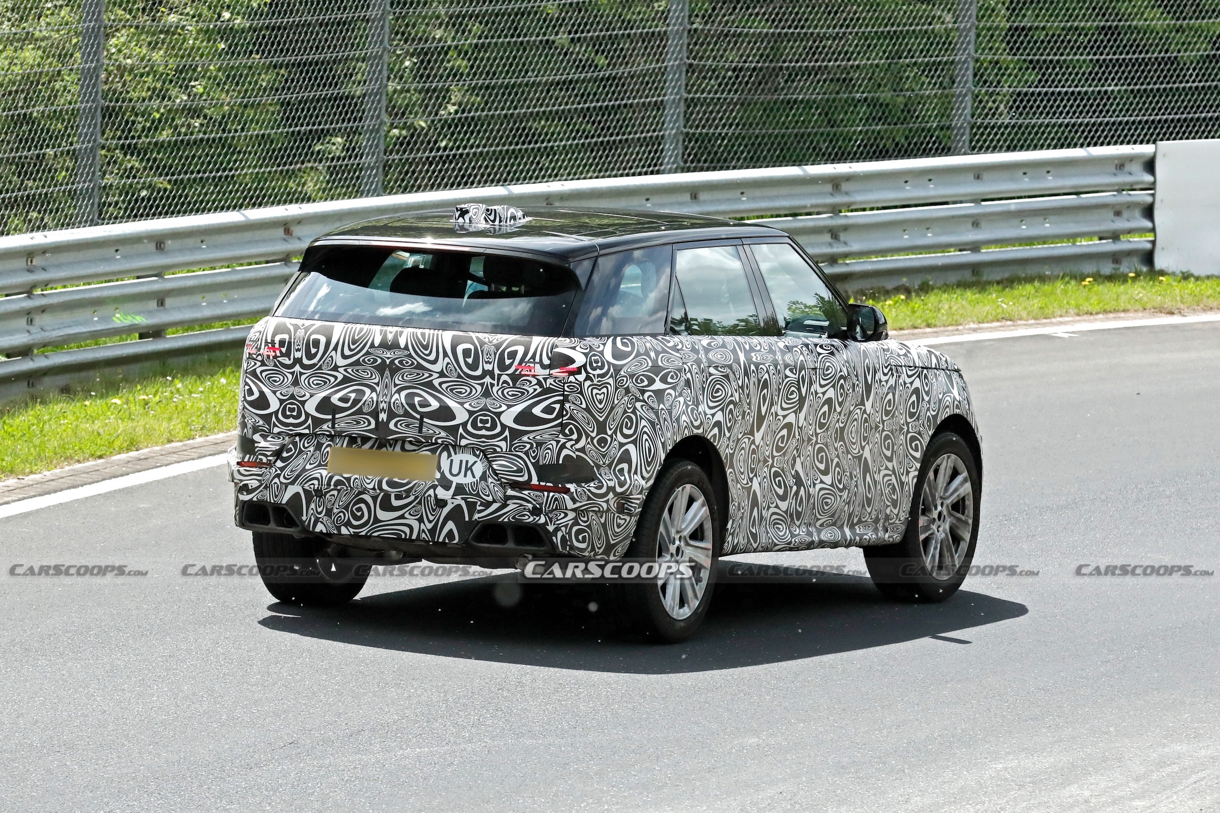 2027 Range Rover Sport facelift 00011
