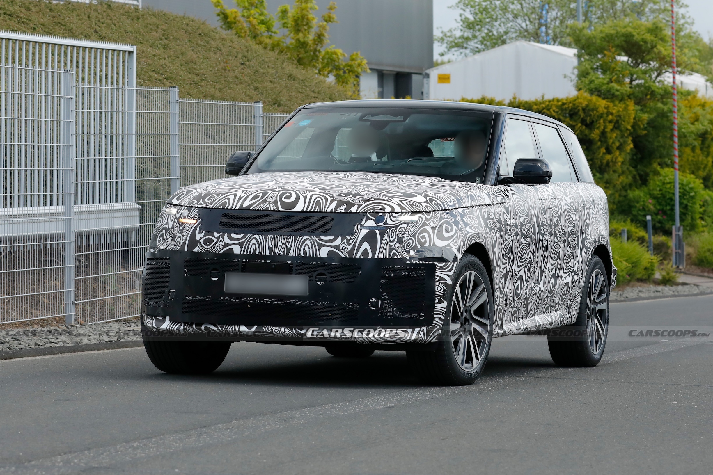 2027 Range Rover Sport facelift 00014