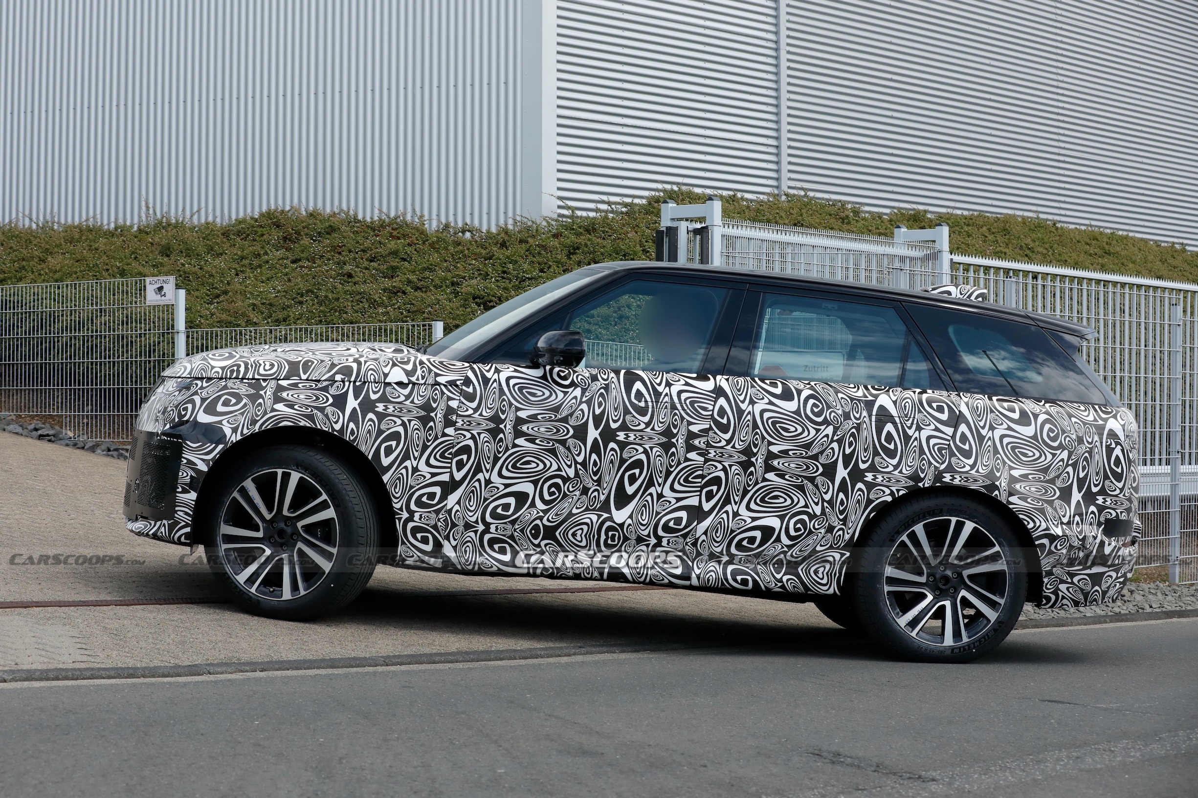 2027 Range Rover Sport facelift 00018