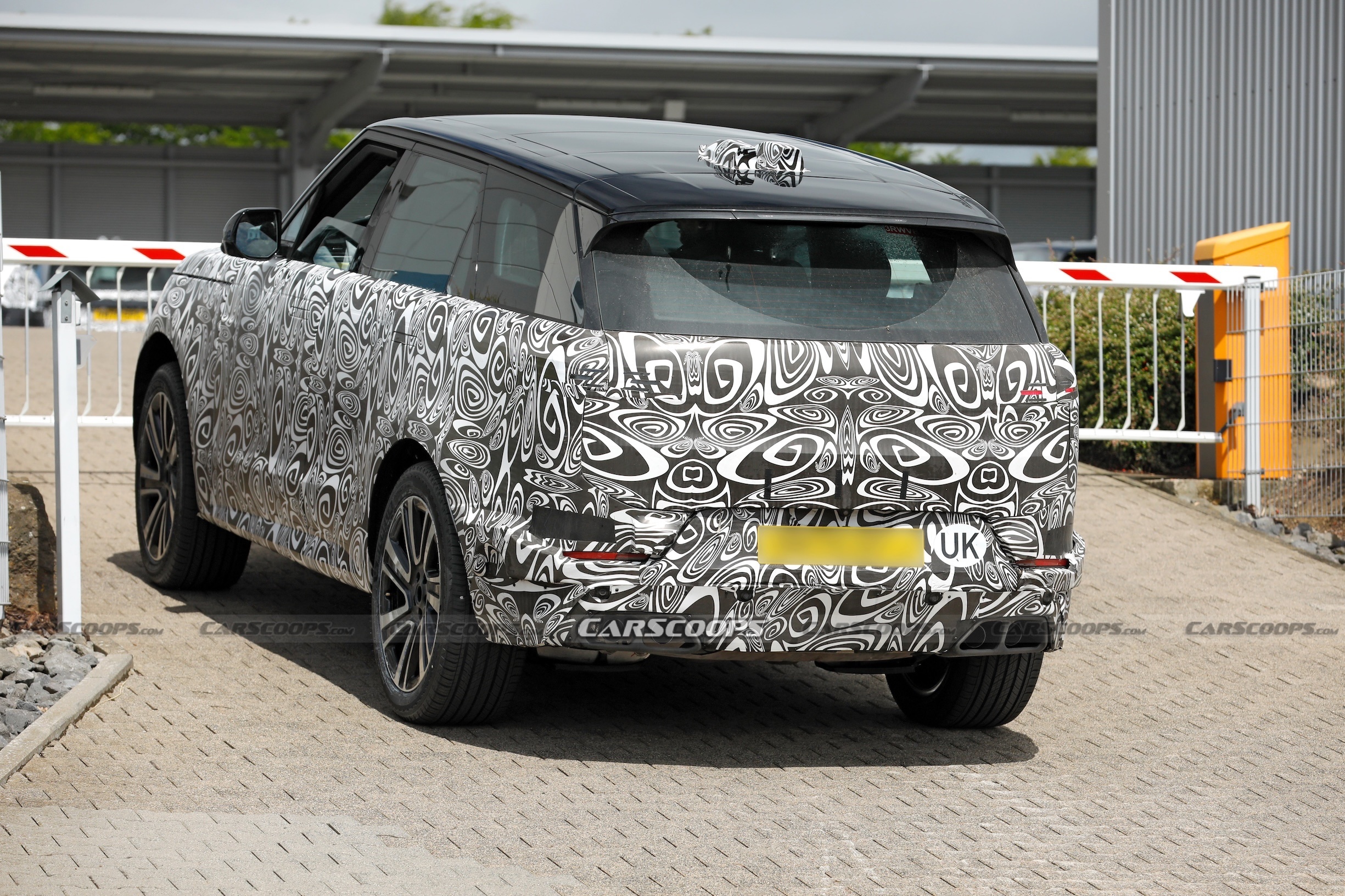 2027 Range Rover Sport facelift 00021