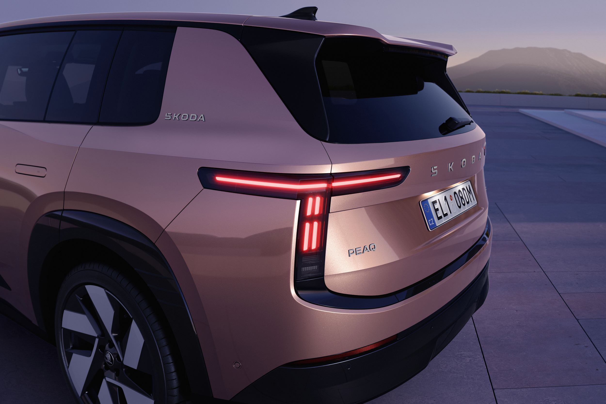 Skoda Peaq Debuts As Флагманский трехрядный электромобиль с запасом хода 402 миль