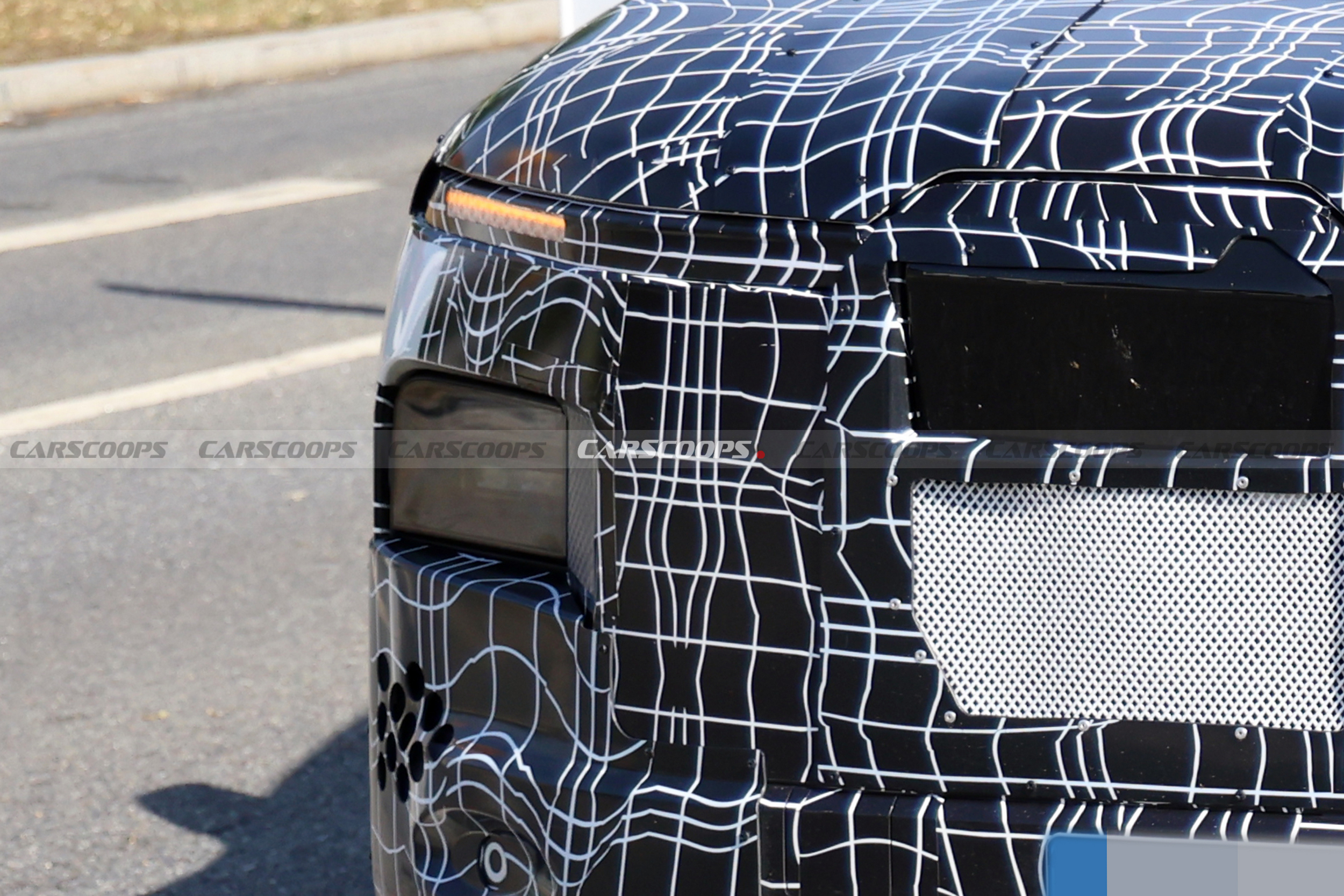الرائد الكهربائي BMW: iX7 القادم