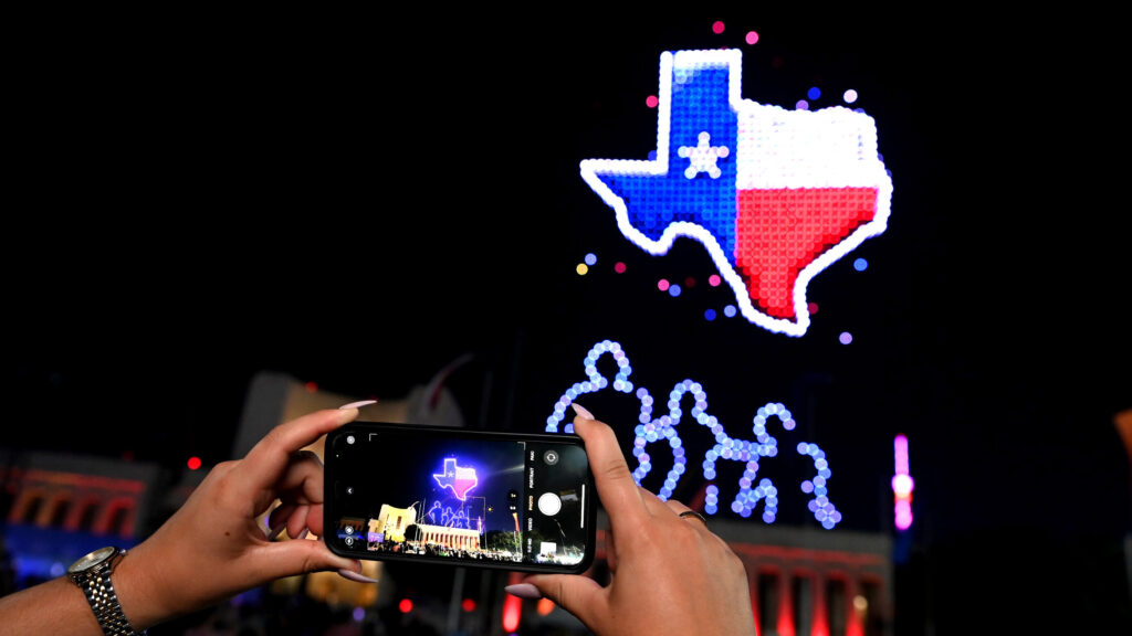  Texas Is About To Outsell California On New Cars, And Plenty Are Paying Cash