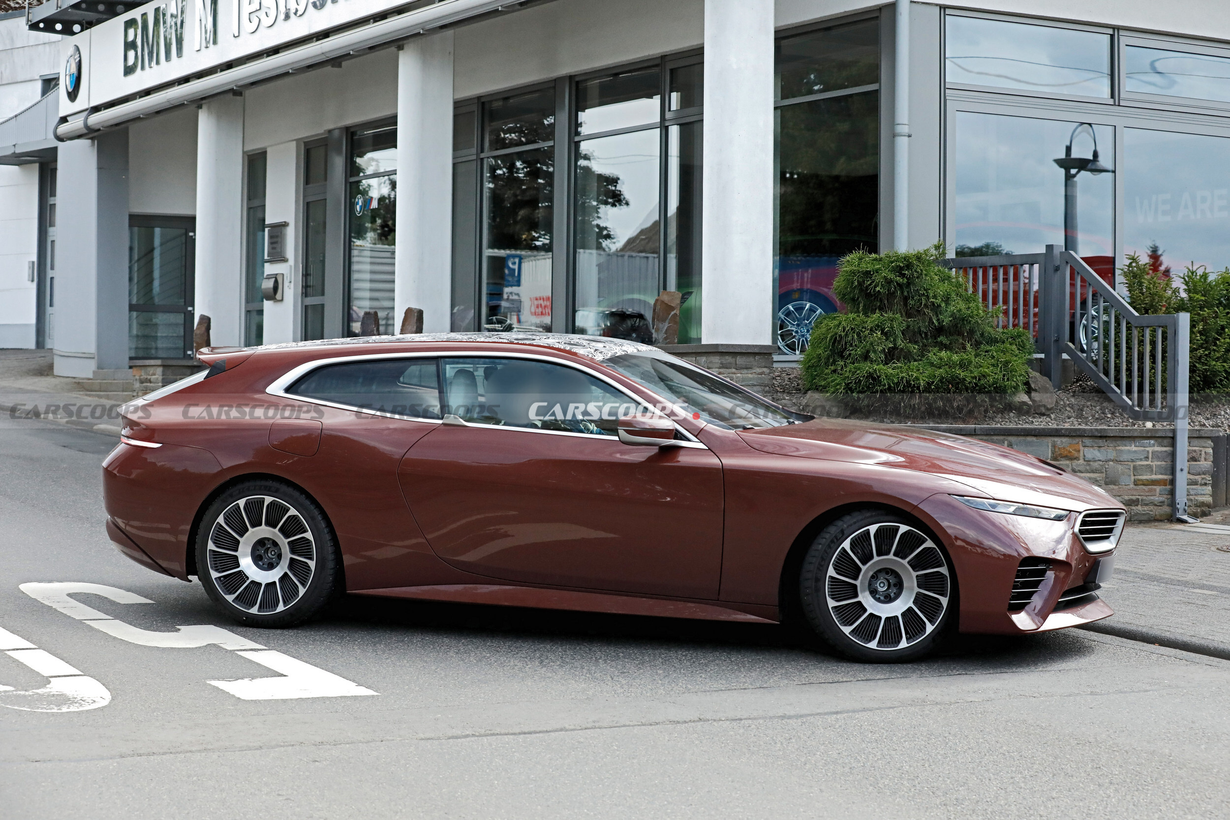 BMW V8 Shooting Brake стоимостью 580 000 долларов замечен полностью обнаженным