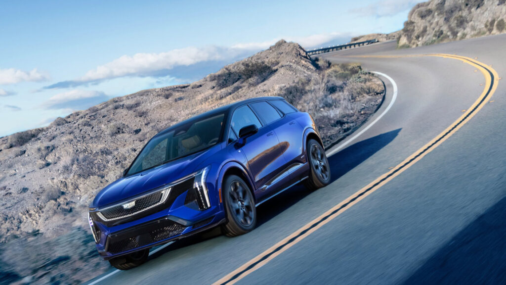  After Trump Blasted Ford, GM Goes All-In On The US For Its Next-Gen Batteries