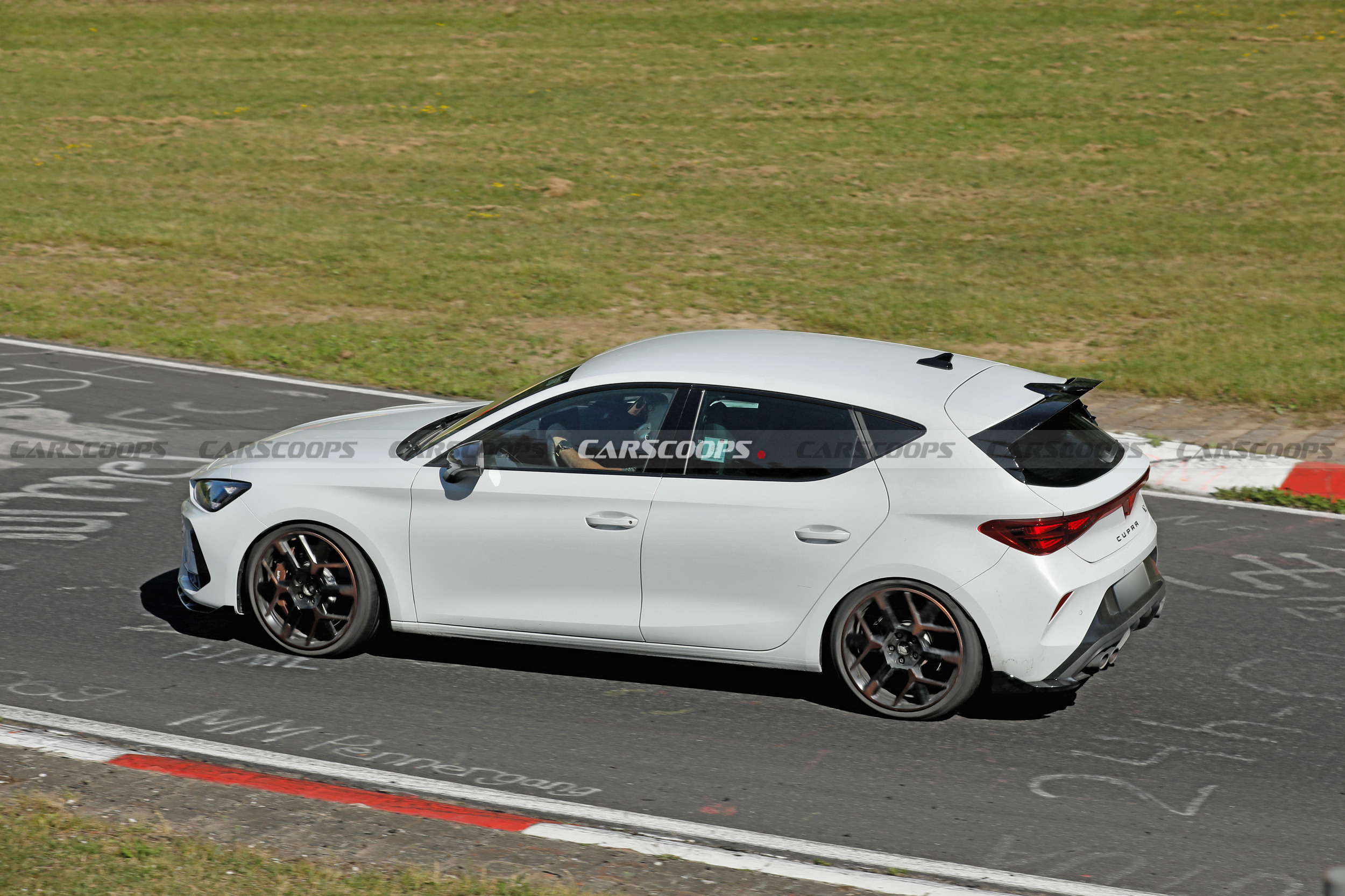 Cupra Leon VZ TCR найбільш екстремальний передньопривідний Leon, коли-небудь підтверджений 321 HP і Нюрбургрингом