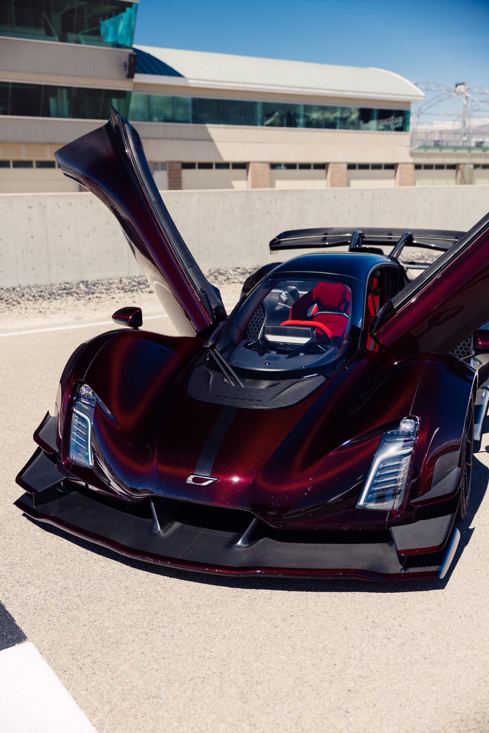 This Rare Czinger 21C Has Fading Carbon Fiber To Make Koenigsegg Jealous