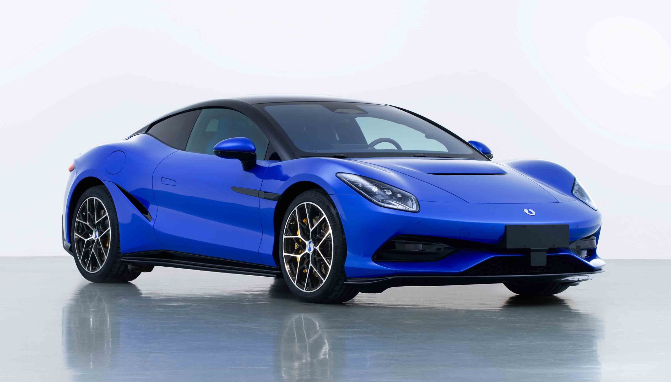 BYD’s New Denza Z Coupe Has Nearly 1,600 HP, And It’ll Need Every One For Its 5,000 Pounds