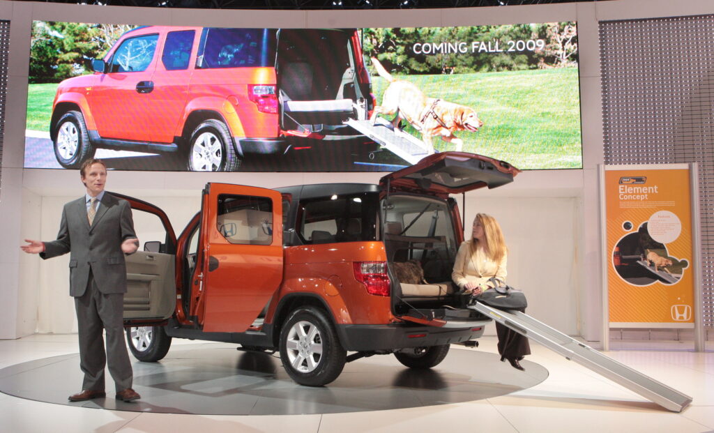  Honda&rsquo;s Boxy Element Could Return In 2029 With A Powertrain It Never Had