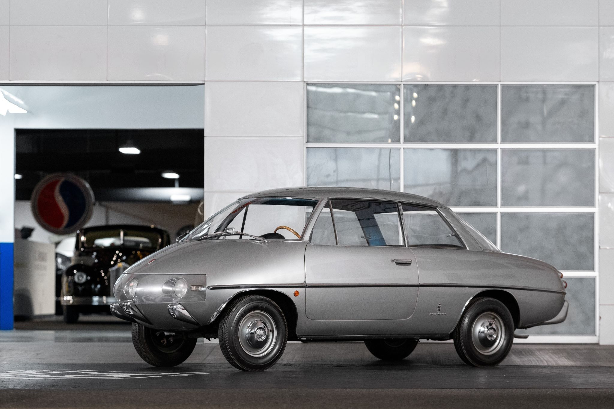 Fiat 600D Pininfarina Auction - 1