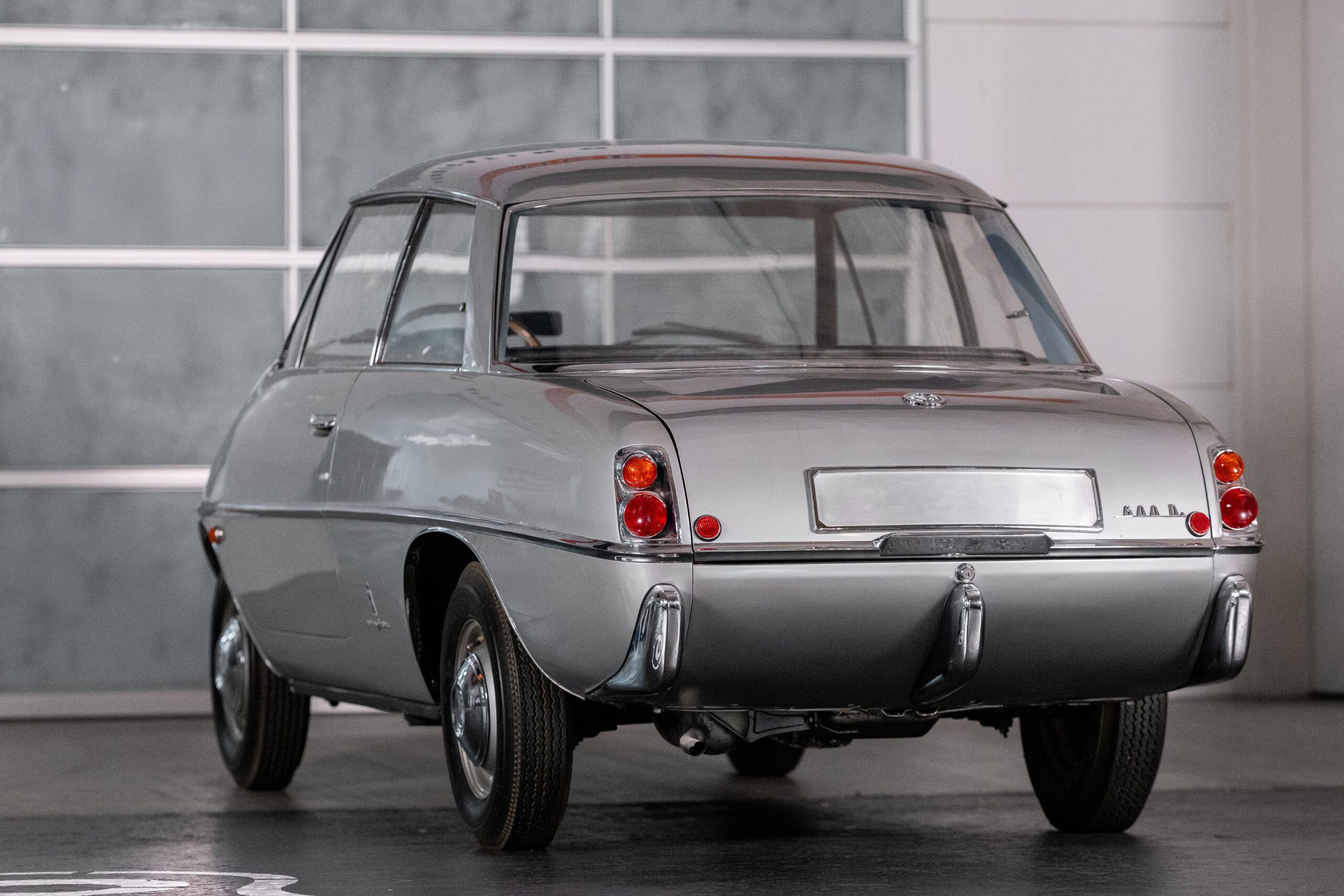 Fiat 600D Pininfarina Auction - 3