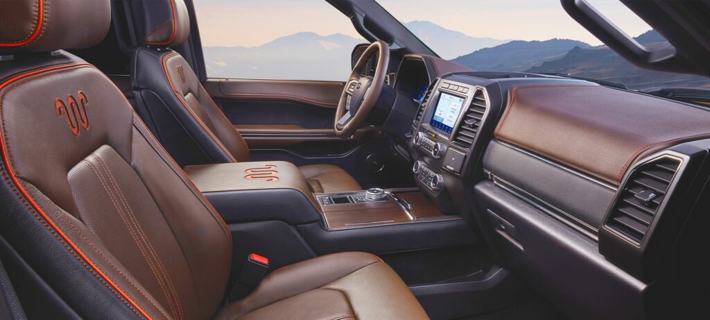  Ford&rsquo;s Recalling 420,000 SUVs Whose Seatbelts Can Lock You In For No Reason