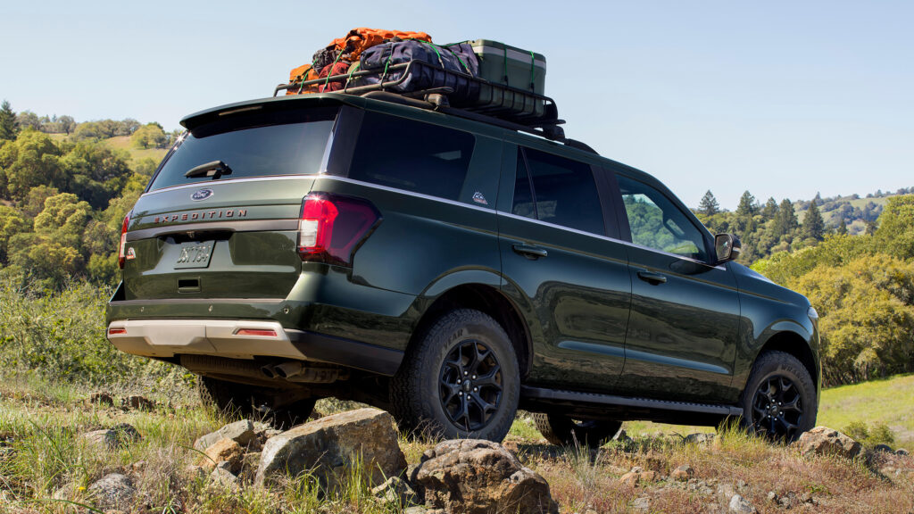  Ford&rsquo;s Recalling 420,000 SUVs Whose Seatbelts Can Lock You In For No Reason