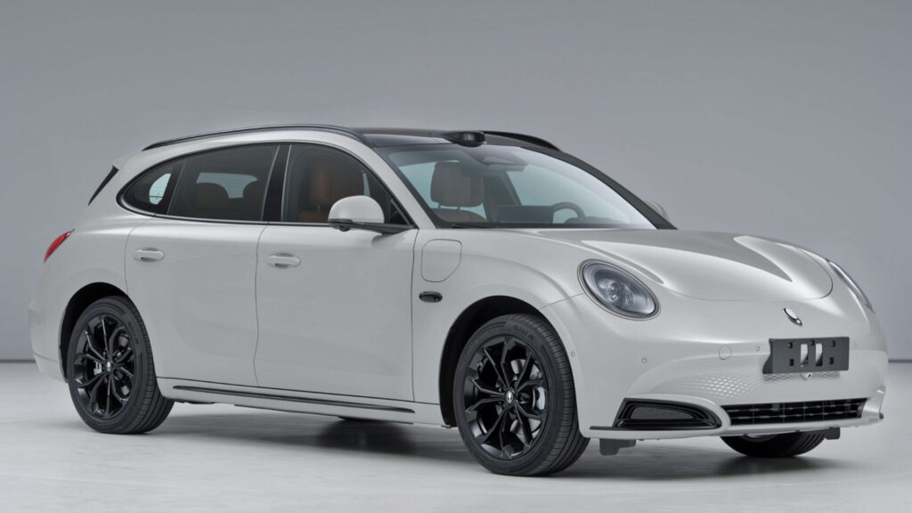  ORA 7 Looks Like A Beetle Got Knocked Up By A Porsche