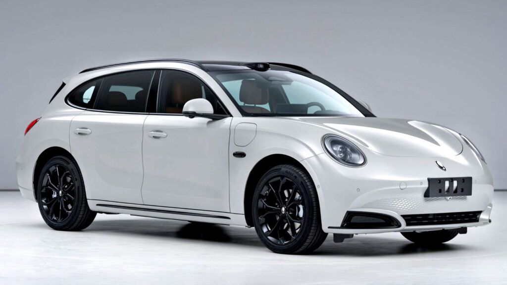  ORA 7 Looks Like A Beetle Got Knocked Up By A Porsche