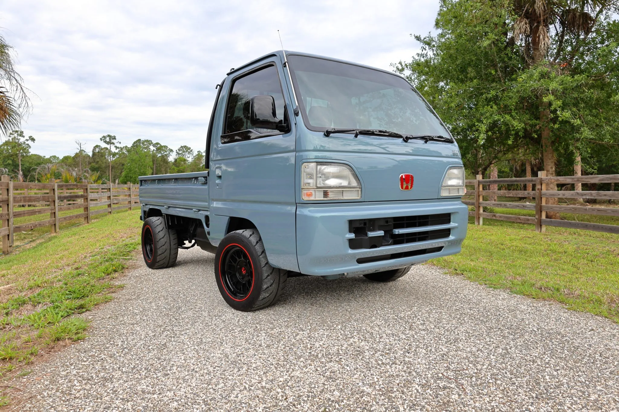Honda Acty Pickup - 4