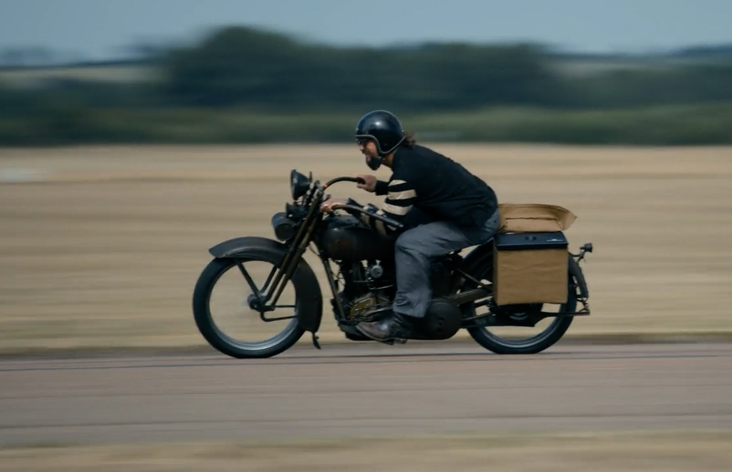 Jason Momoa Harley Davidson PHEV 00004