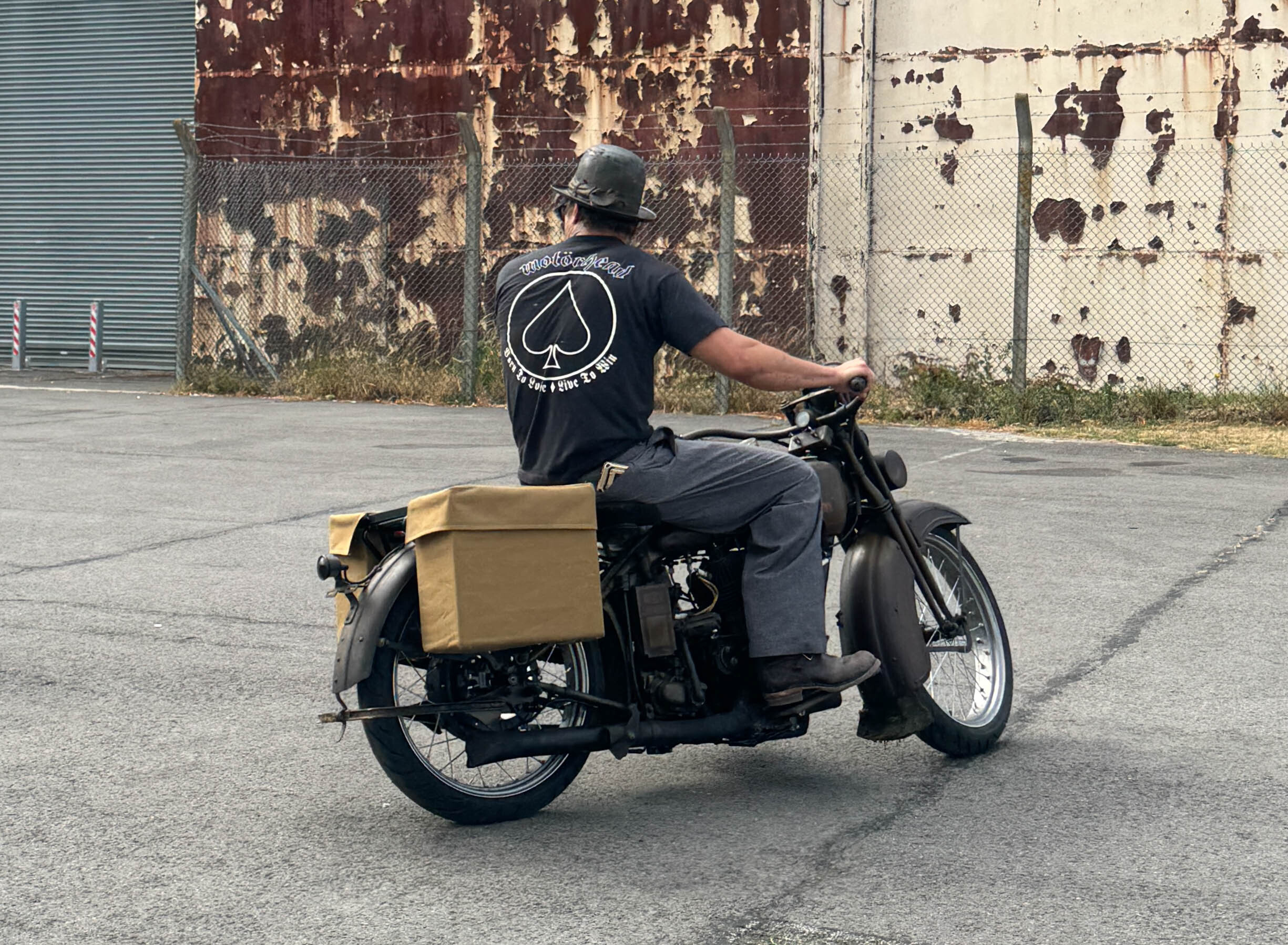 Jason Momoa Harley Davidson PHEV 00067