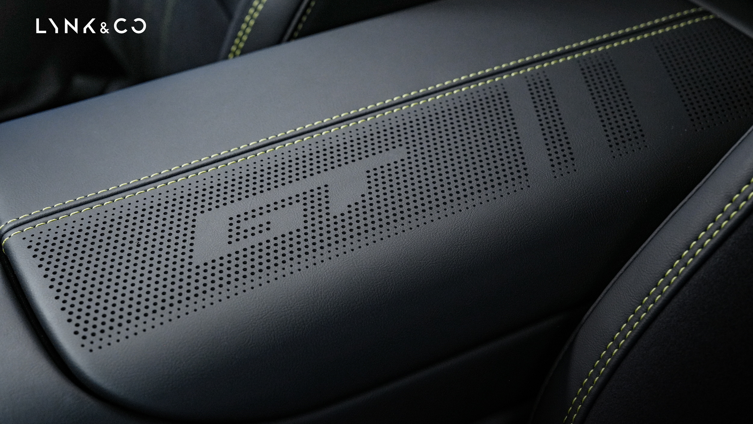 Lynk & Co’s First Wagon Has A Robot That Talks To You From The Dash