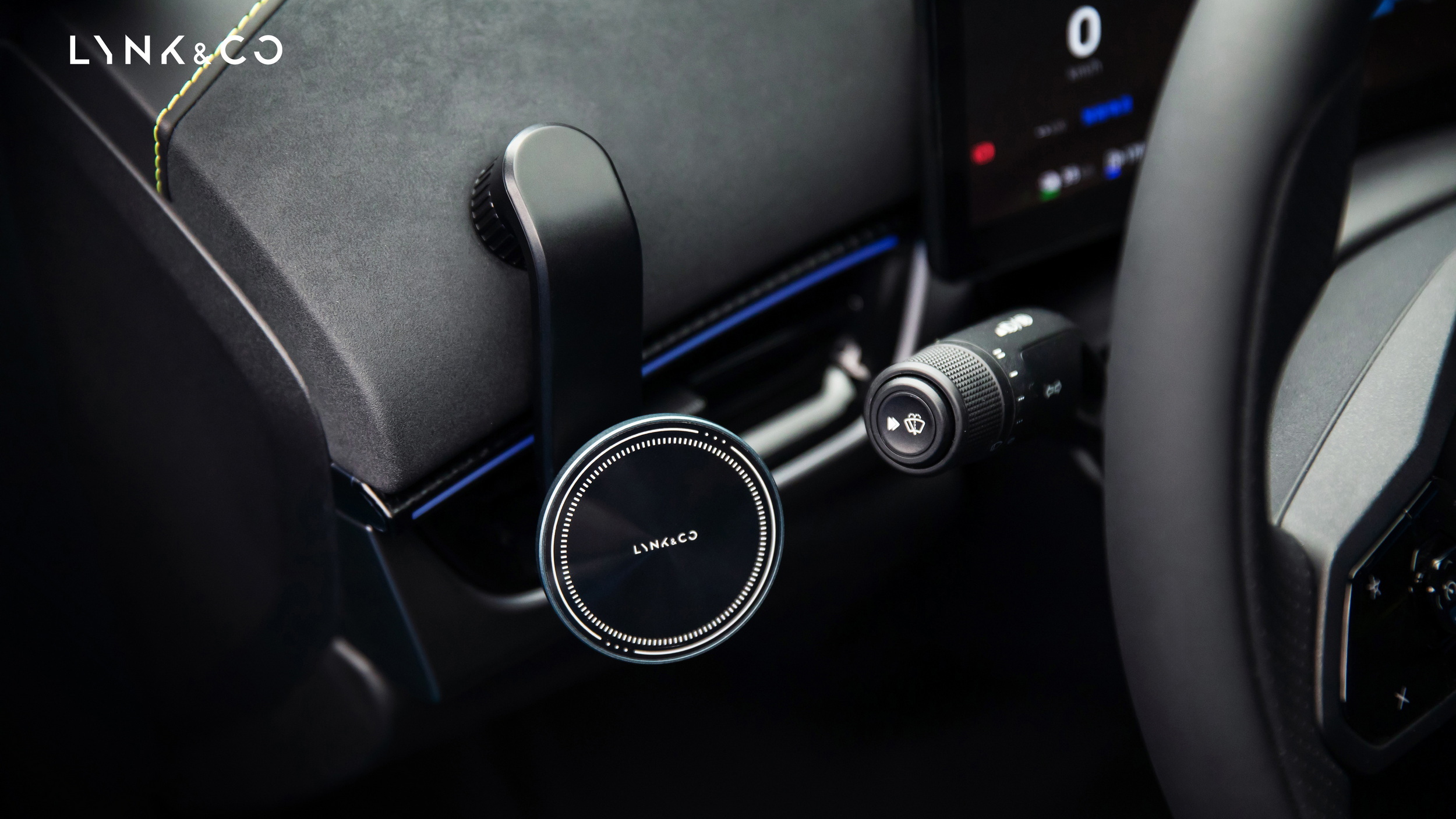 Lynk & Co’s First Wagon Has A Robot That Talks To You From The Dash