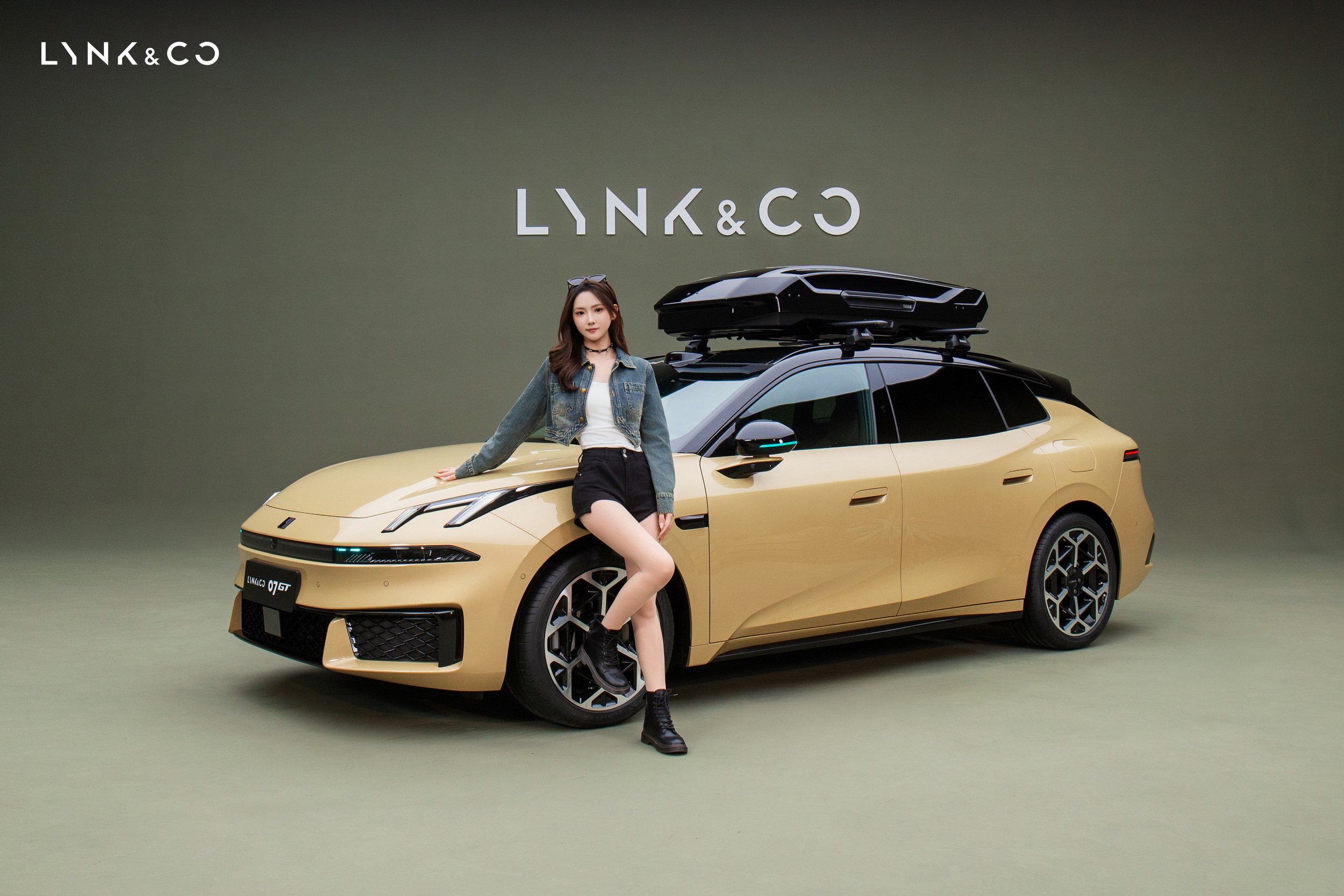 Lynk & Co’s First Wagon Has A Robot That Talks To You From The Dash