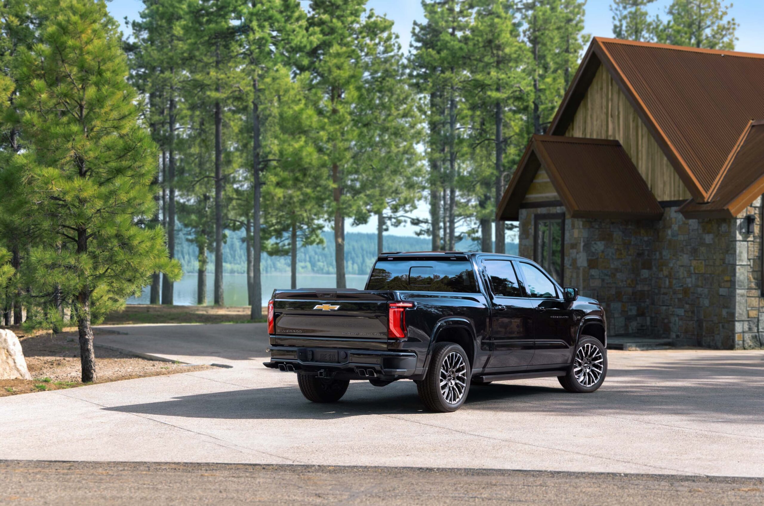 Chevy’s 2027 Silverado Gets Two All-New V8s While The Industry Chases Turbos