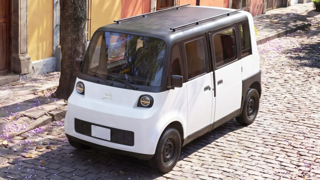  Mexico’s First Homegrown EV Seats Six And Costs $8,600