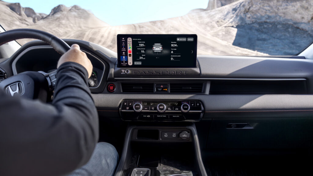  Honda’s New App Films Off-Road Runs From An iPhone Stuck Outside Your SUV