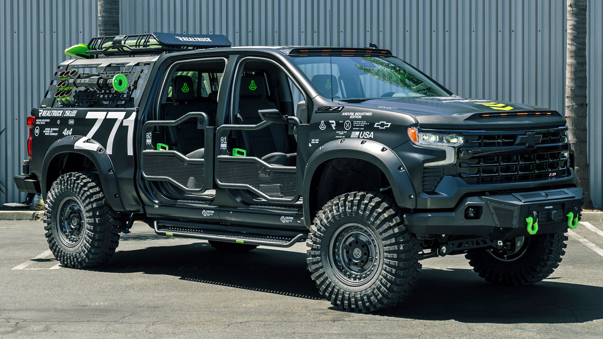 This Custom Silverado Proves You Don’t Need A Gladiator For Open-Air Fun