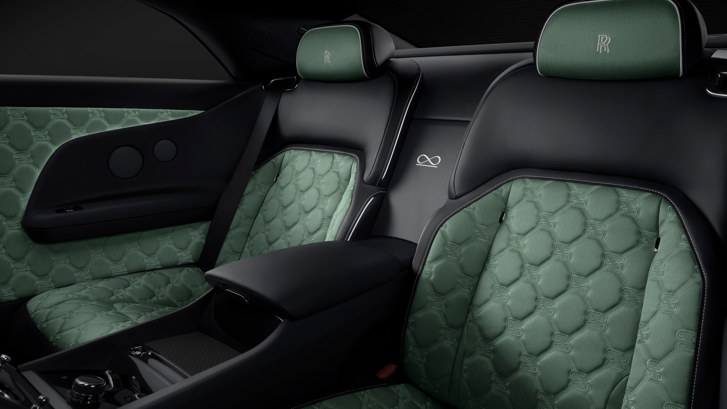 The New Rolls-Royce Spectre II Hides 8,108 Tiny Lights In Its Dashboard