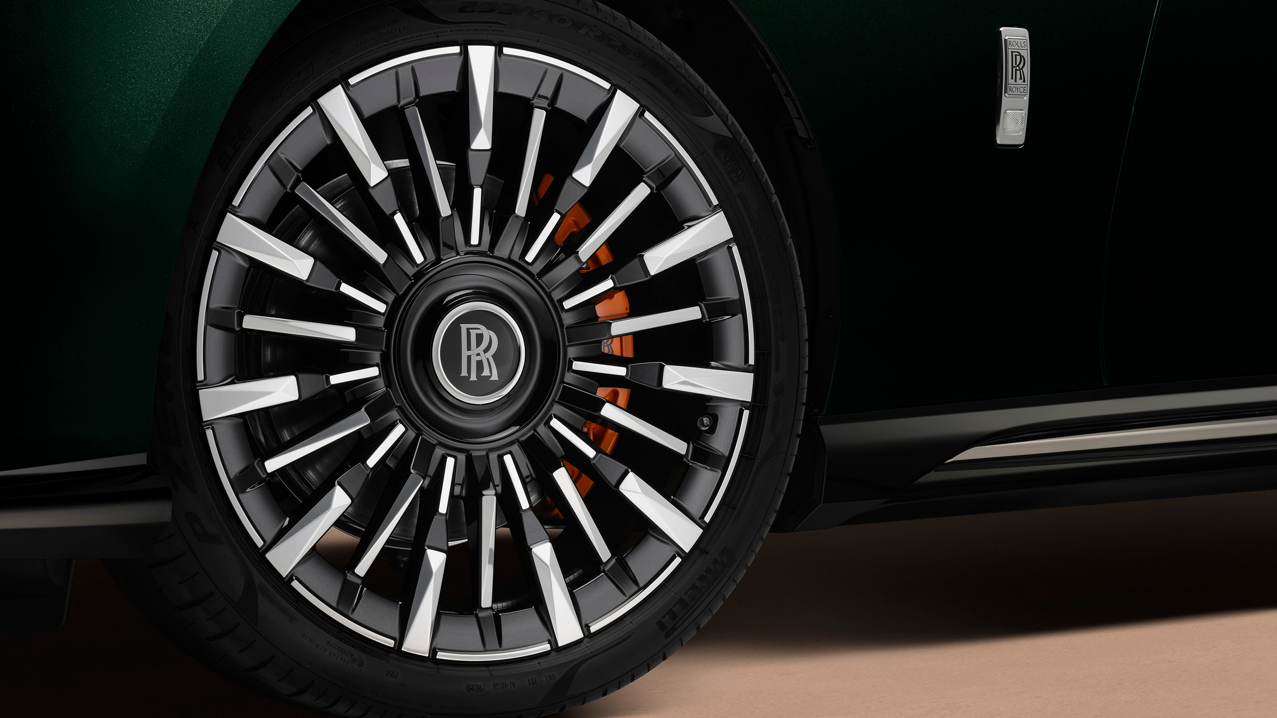 The New Rolls-Royce Spectre II Hides 8,108 Tiny Lights In Its Dashboard