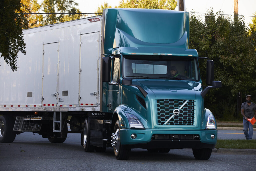  Texas Drops Spanish From Its Truck Driver&rsquo;s Exam, Making It English-Only