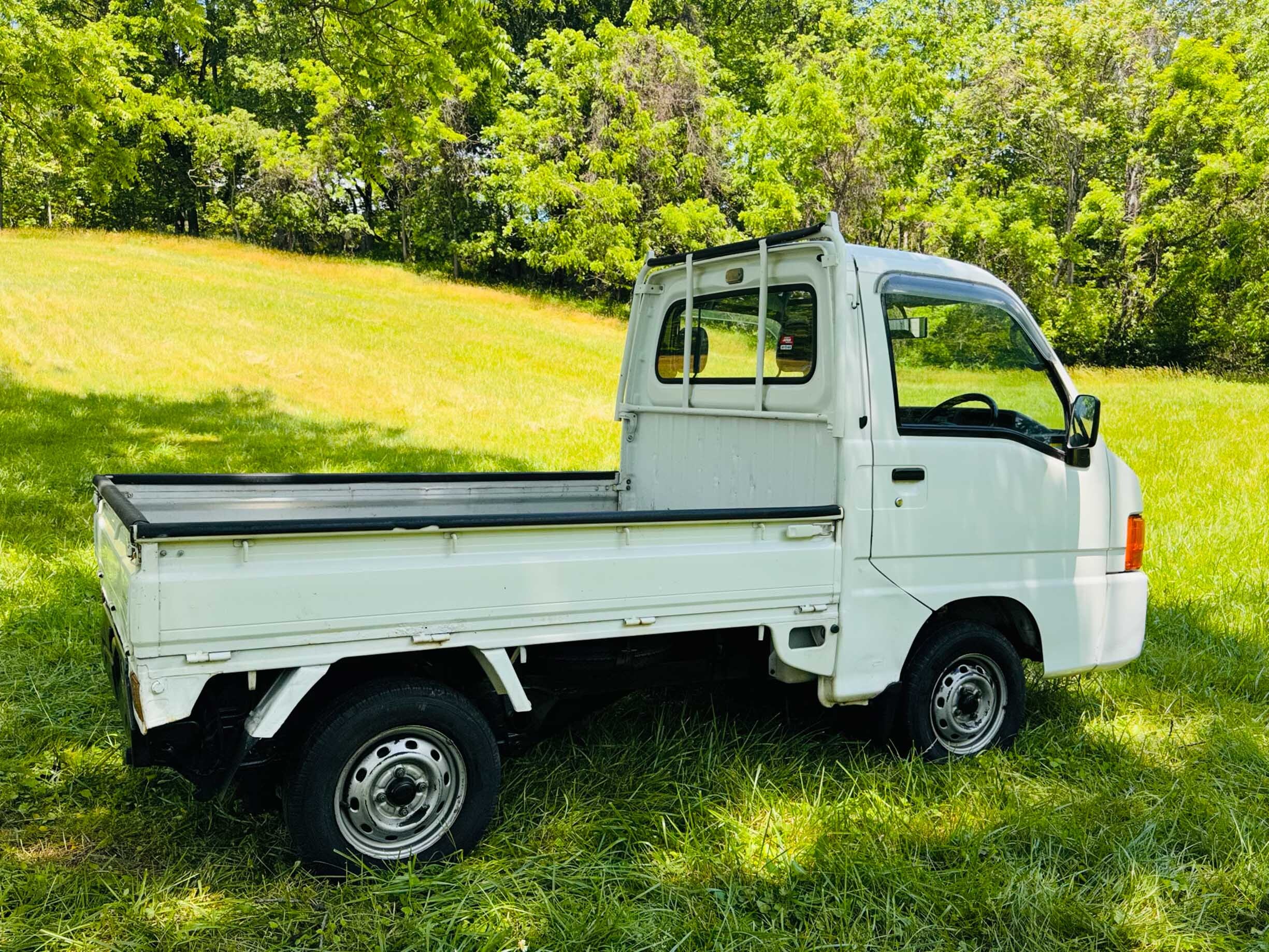 Subaru Самый дешевый грузовик Kei Truck делает все, чего не делает Silverado