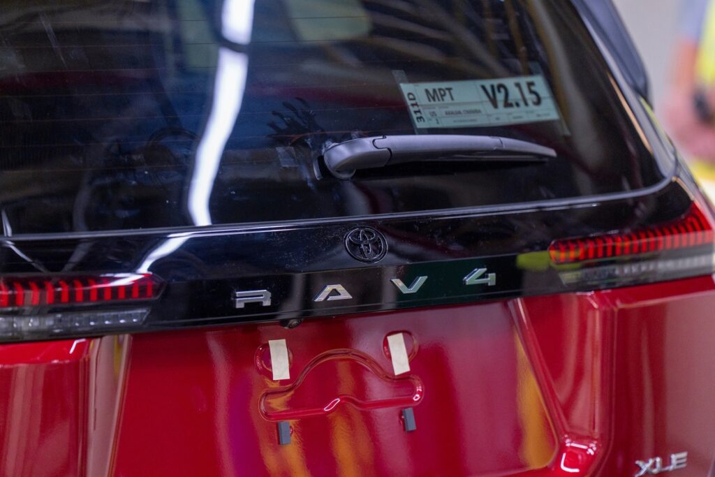  Toyota&rsquo;s RAV4 Is Selling So Fast Dealers Are Counting Stock In Hours, Not Days