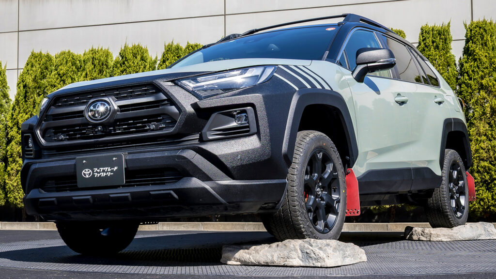  Toyota Is Making Old RAV4s Feel Special, But Only In Japan