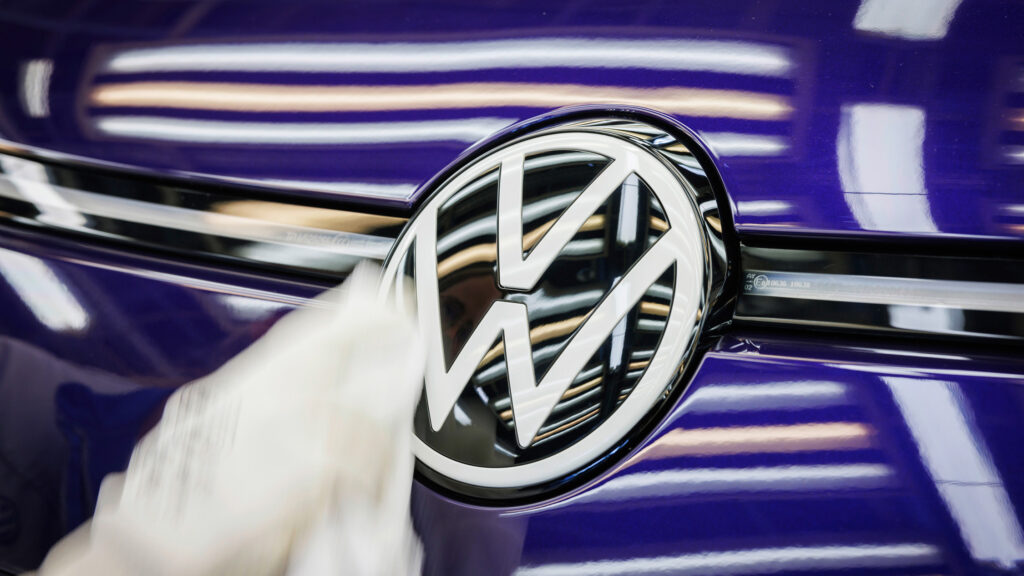  VW Group Could Cut Up To 100,000 Jobs And Spin Off Core Brand
